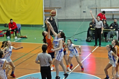 Infantil AUTONÓMICO 77 - 45 YOUNGSTARS BASKET VILA REAL B.C. (02-02-19)